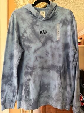 NEW with tags, UNISEX, men’s and women’s GAP Blue Tie-Dye Pullover Hoodie